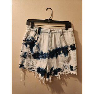 Destroyed Denim Signature 8 Shorts Size Medium
